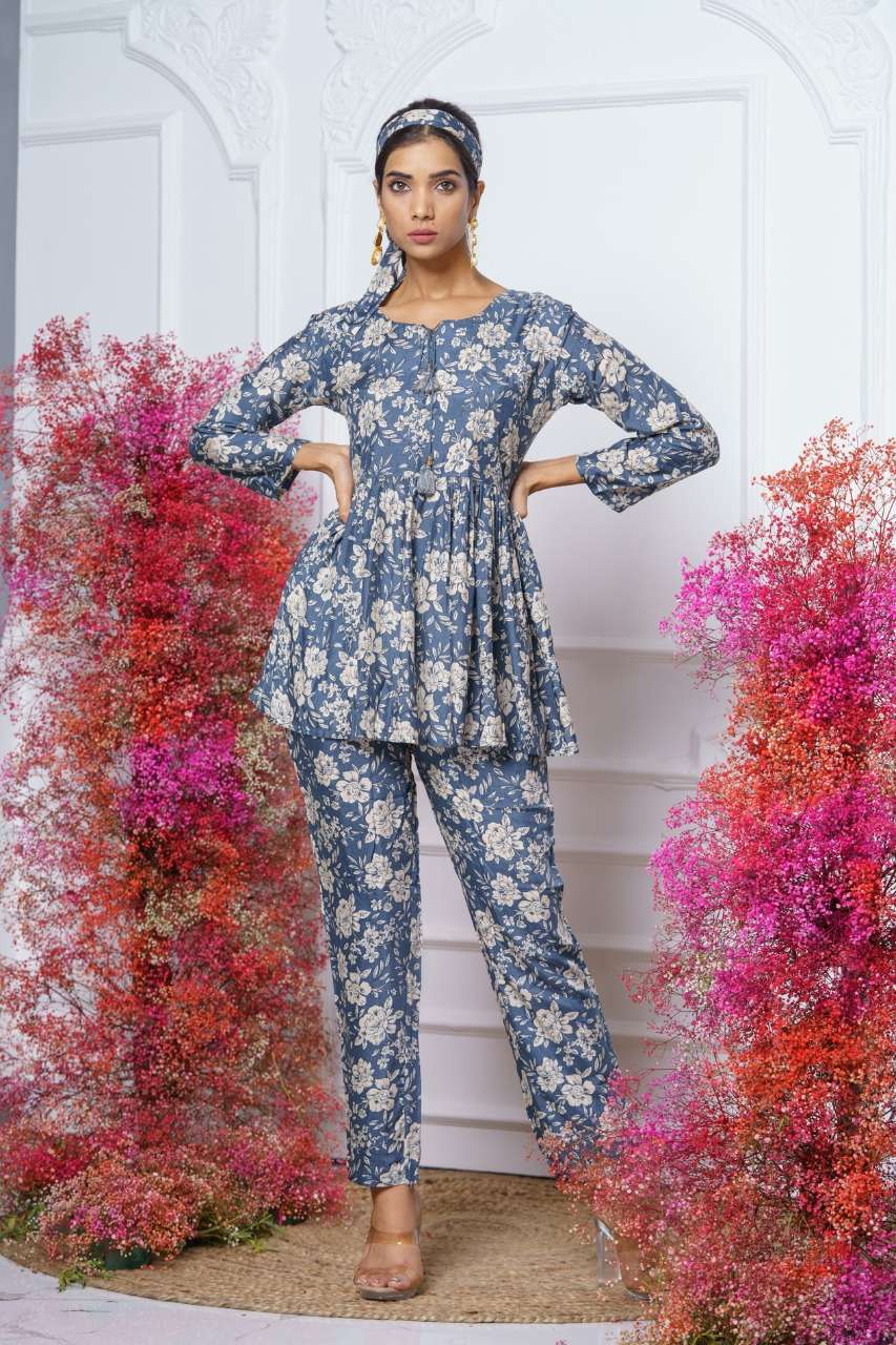 New frock style in lawn clearance 2019