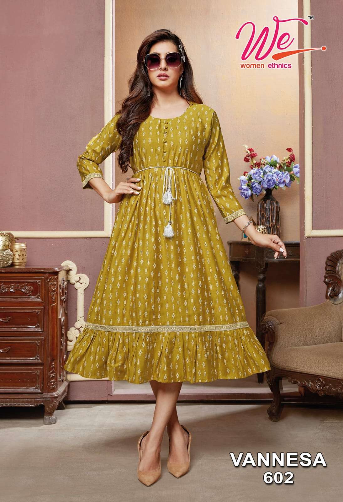 Ladies Fancy Embroidered Kurtis Designs 2020-21 for Girls | Kurti designs,  Kurta designs, Printed kurti designs