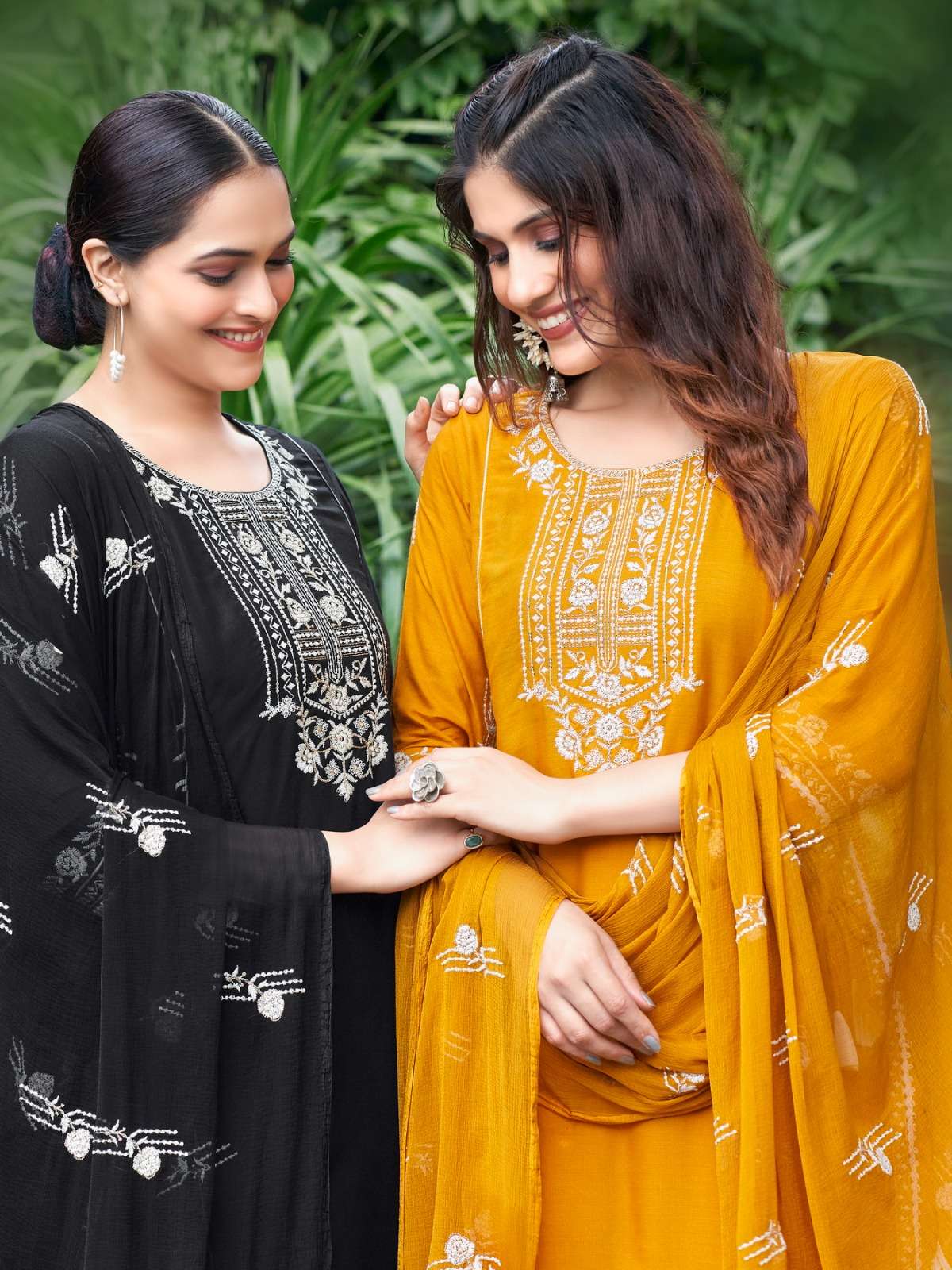 inayat vol-2 parra studio 2001-2006 series latest partywear kurti set wholesaler surat gujarat