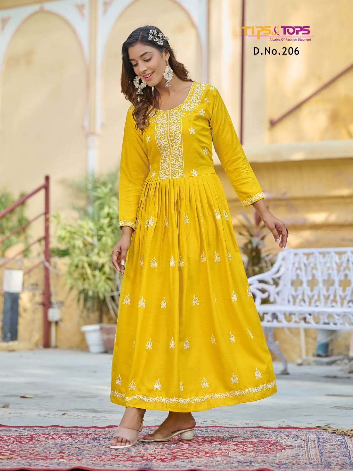 Anarkali Kurtis at Best Price in Surat, Gujarat