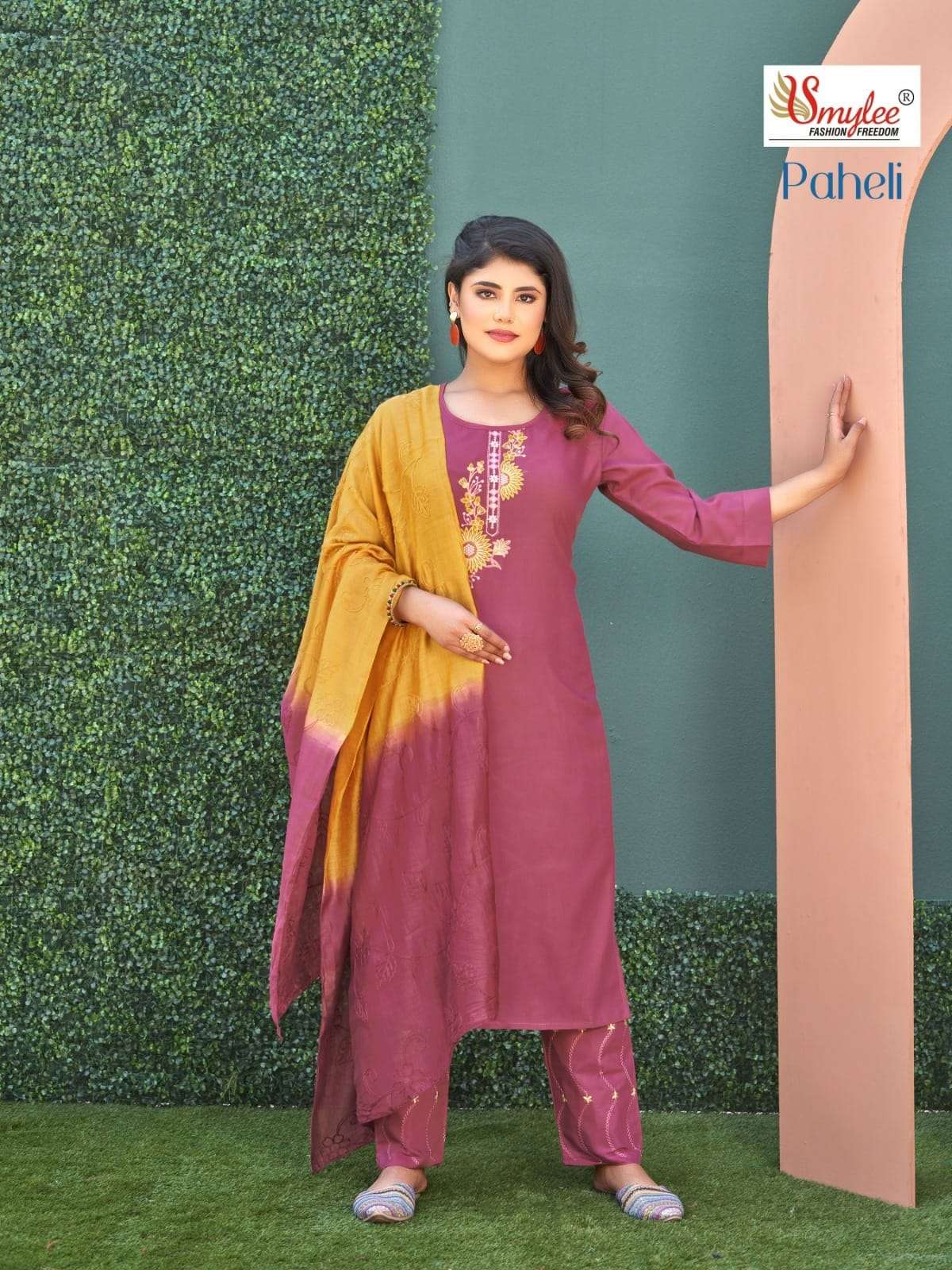 paheli smylee fashion series designer fancy top and pant set wholesaler surat gujarat