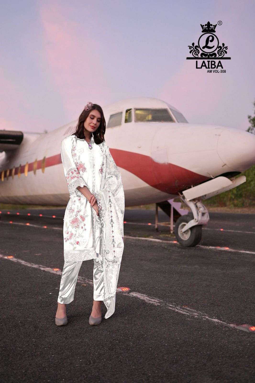 am vol-308 by laiba designer pakistani readymade salwar kameez online dealer surat gujrat 