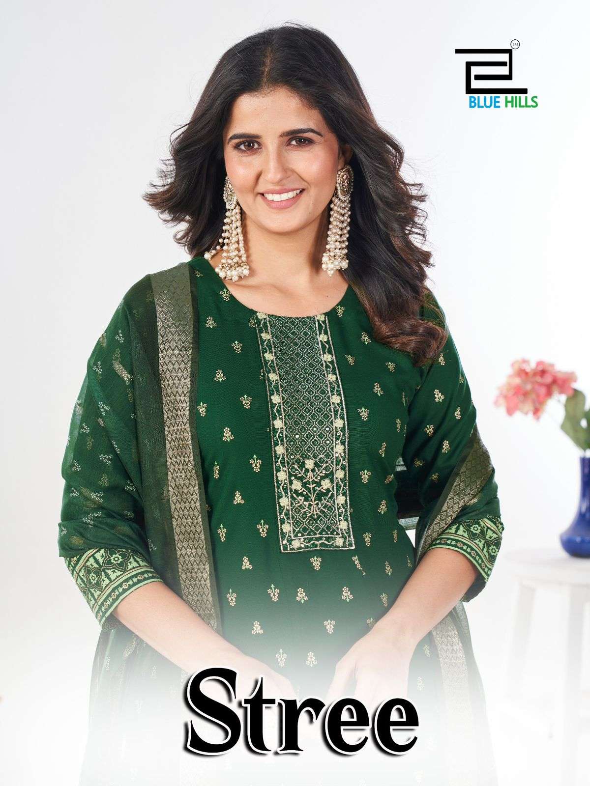 stree by bluehills 1001-1004 series foil printed kurti pant with dupatta set online collection surat gujarat 