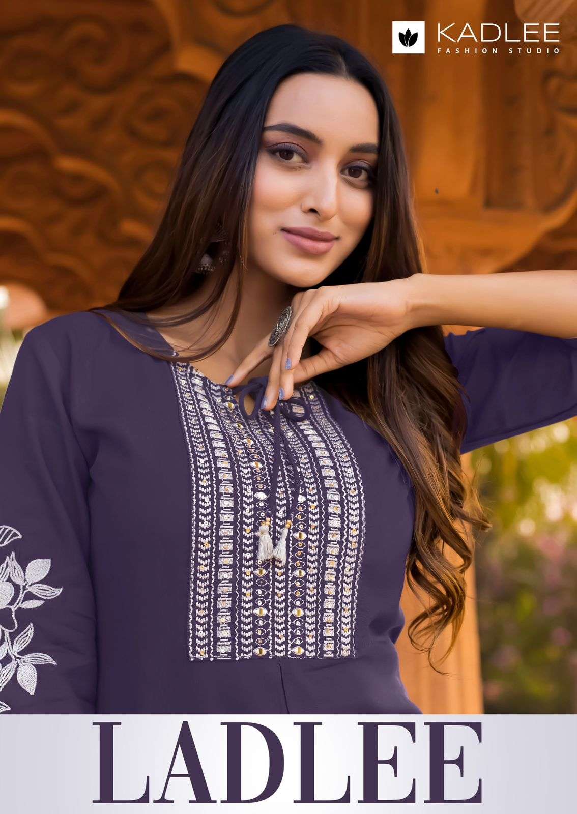 ladlee by kadlee 4001-4006 series latest thread worked casual wear readymade kurti online surat