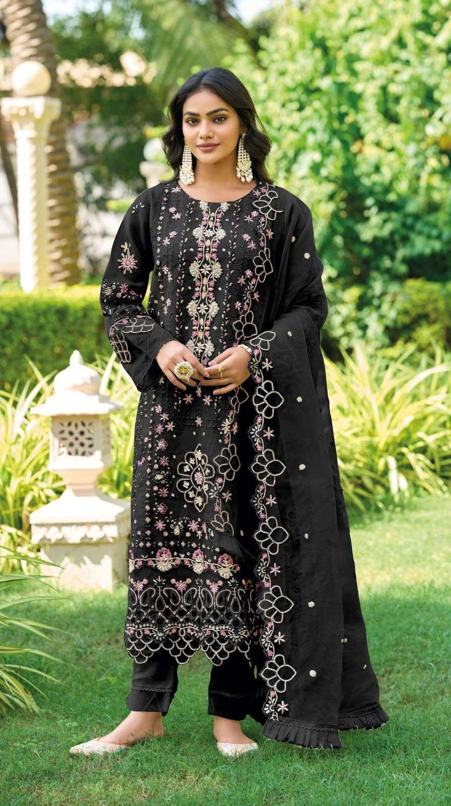 427 iznik lowest price salwar kameez chiffon embroidred wholesale supplier surat
