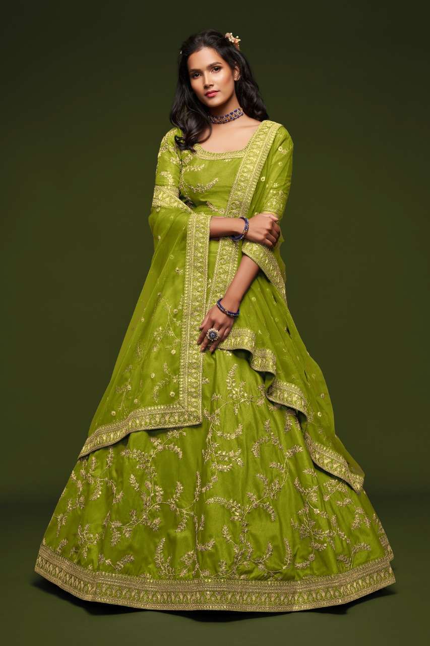 Buy Shee Star Half Saree Banarasi Lehenga Choli Set