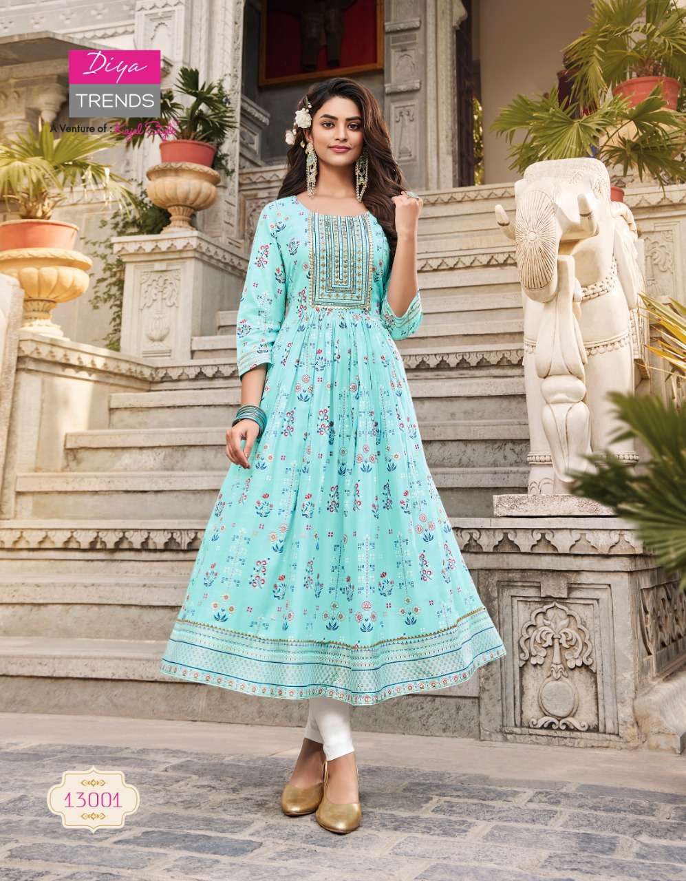 Net Party Wear Pr Fashion Launched Designer Floor Length Gown at Rs 2400 in  Surat