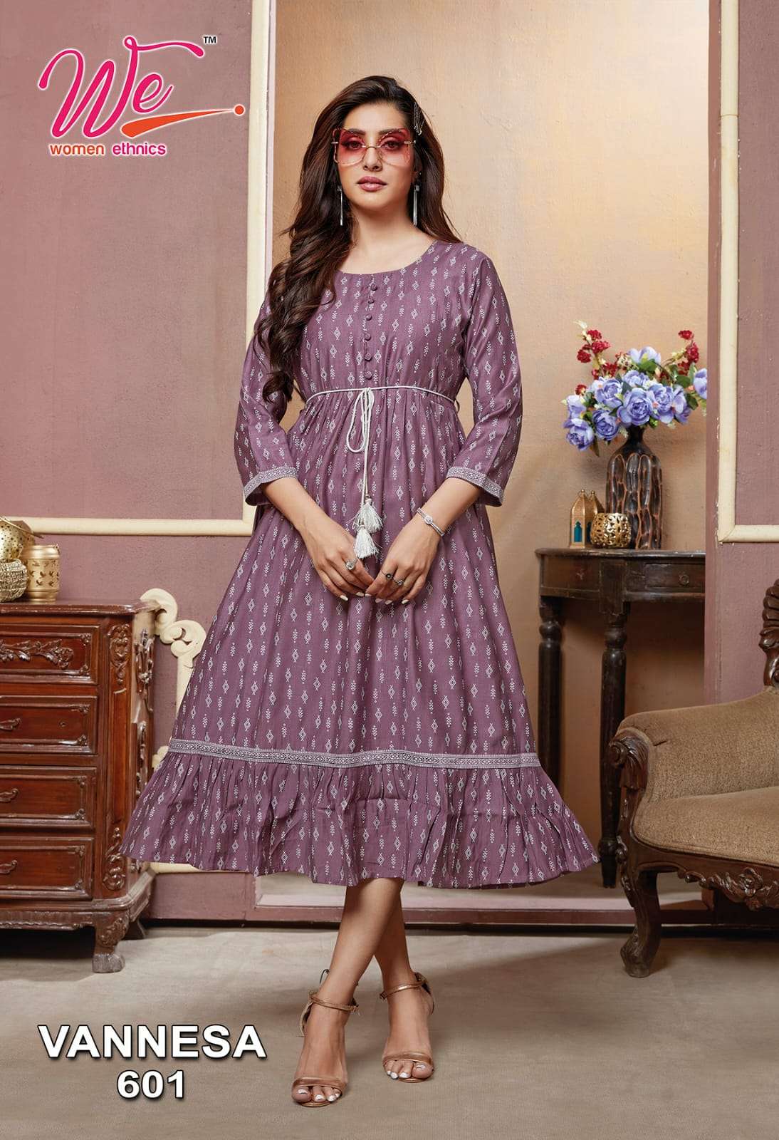Ladies Flavour Presents Ginni Collection Of Modern Fancy Kurti With Bottom