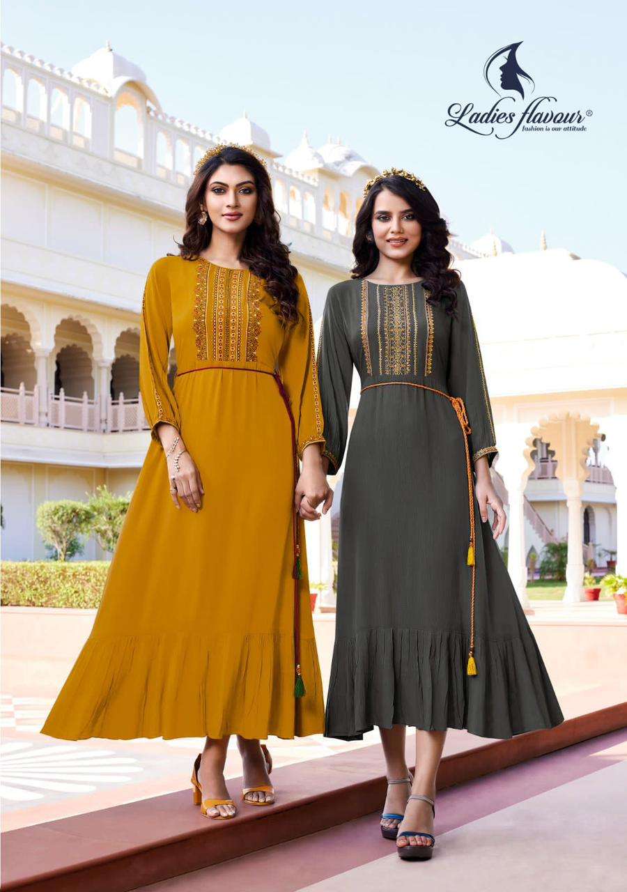 Ultra Modern and Stylish Kurtis For Young Girls | Online Women's Clothing  Shopping Site