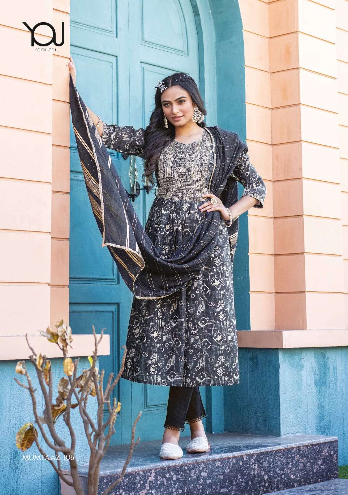 Kashvi Naira Vol 2 BY Wanna aunch New Super Fancy Naira Kurti With Pant &  Dupatta Catalogue - Reewaz International | Wholesaler & Exporter of indian  ethnic wear catalogs.