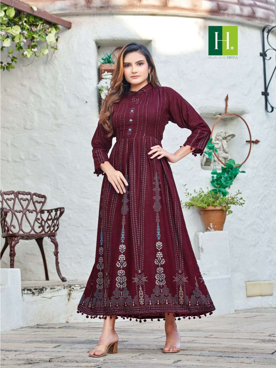 Latest kurtis with price outlet