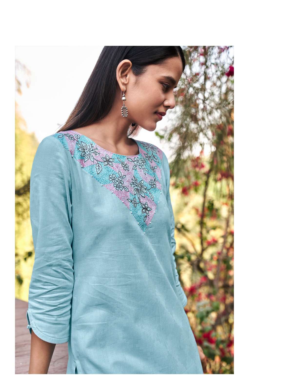 7 Types Of Embroidery Kurti Designs To Take It To The Next Level