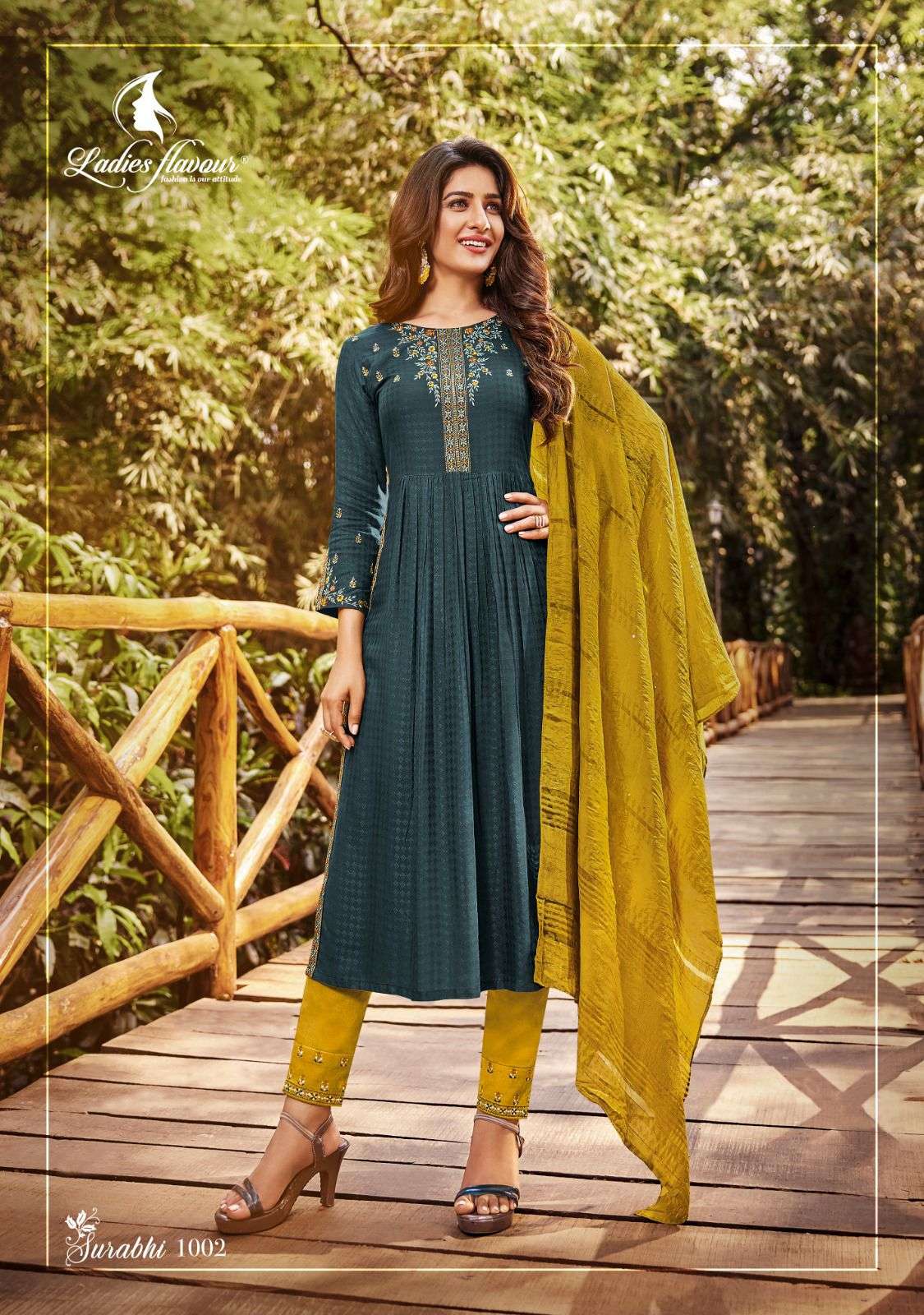 Trending kurtis online on sale