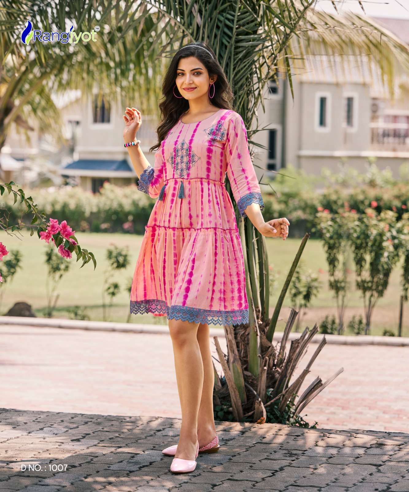 rich girl by rangjyot 1001-1007 series fancy look designer tunic catalogue online dealer surat