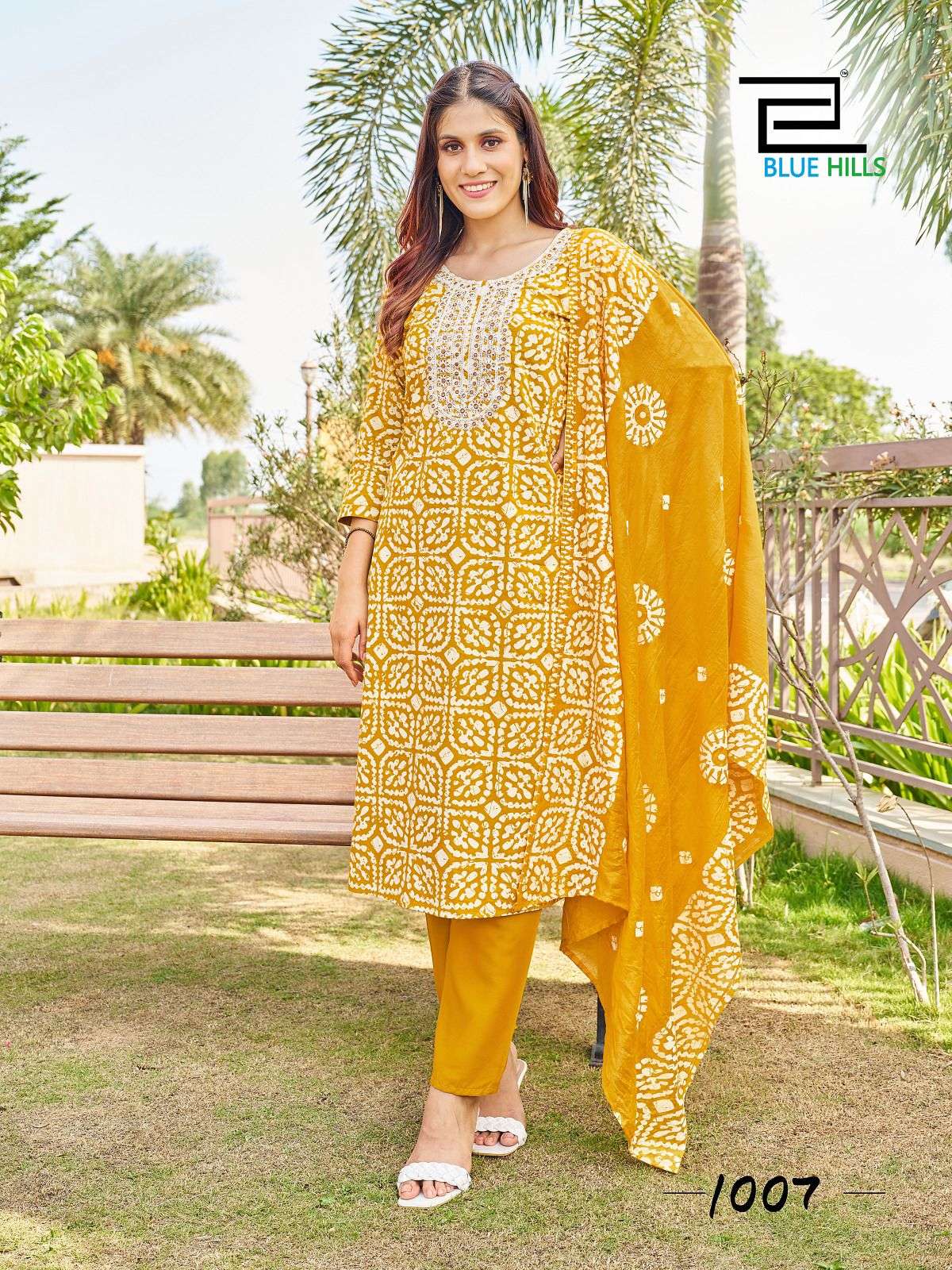 trending move by bluehills branded kurtis catalogue online dealer surat