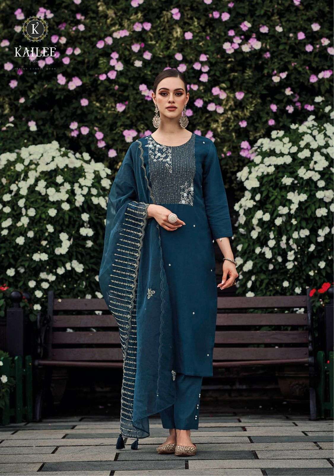 Designer Kurti Pant Dupatta Set With Heavy Adda Embroidery Work On Yoke at  Rs 1199/piece | Kurti With Pants in Jaipur | ID: 24515280873