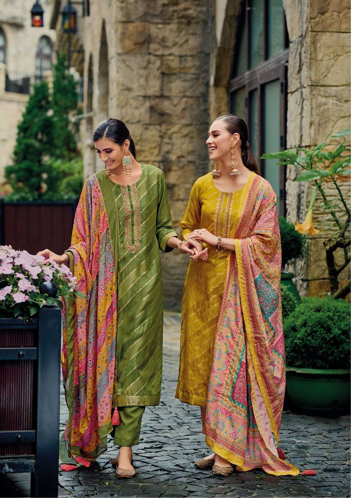 Buy Swagg INDIAWomen's Wear Sea Green Chanderi Embroidered Pakistani Kurta  Set Dupatta at Amazon.in