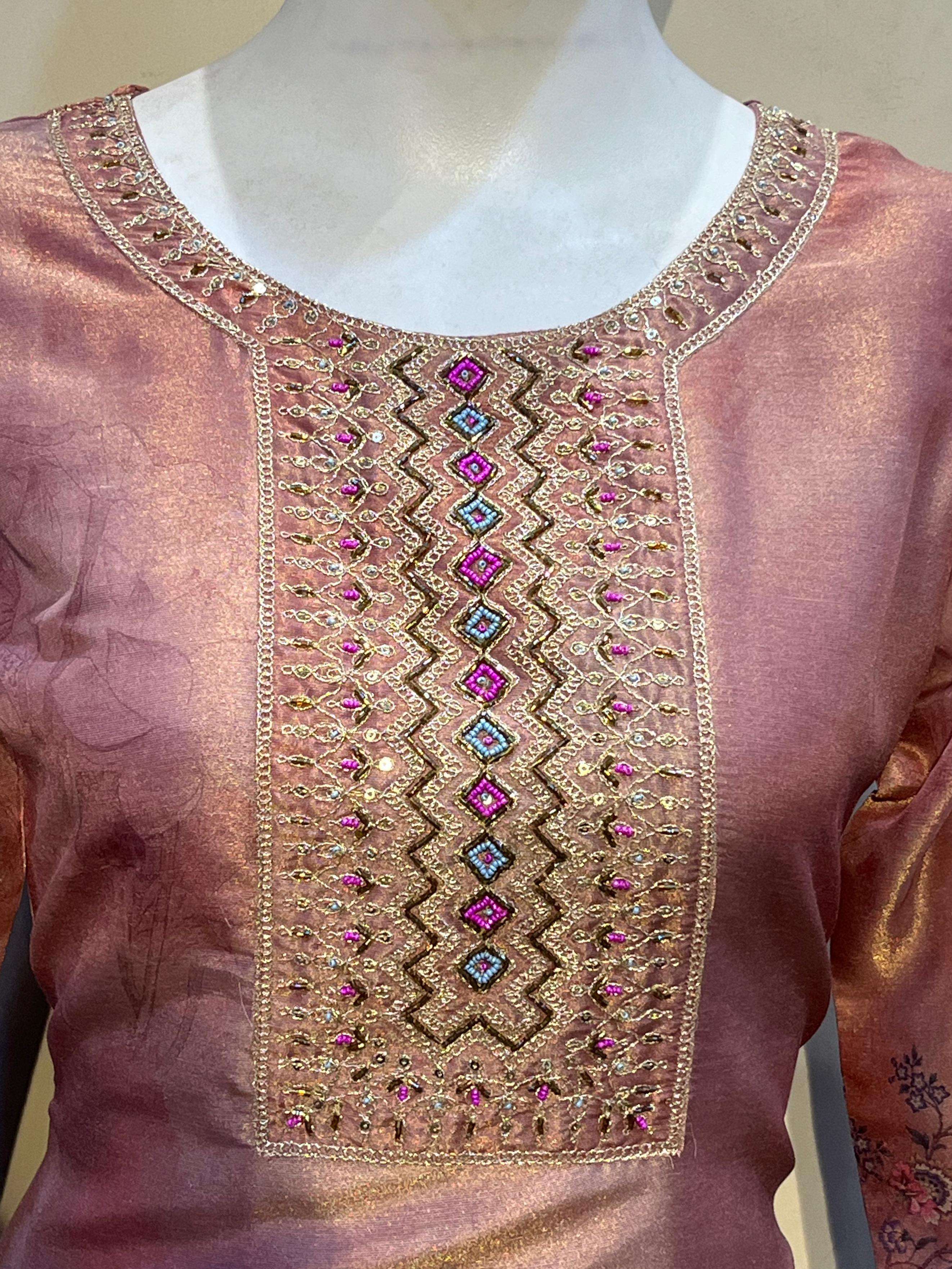 colourx 5137 indian designer kurtis combo set wholesale catalogue manufacturer surat 