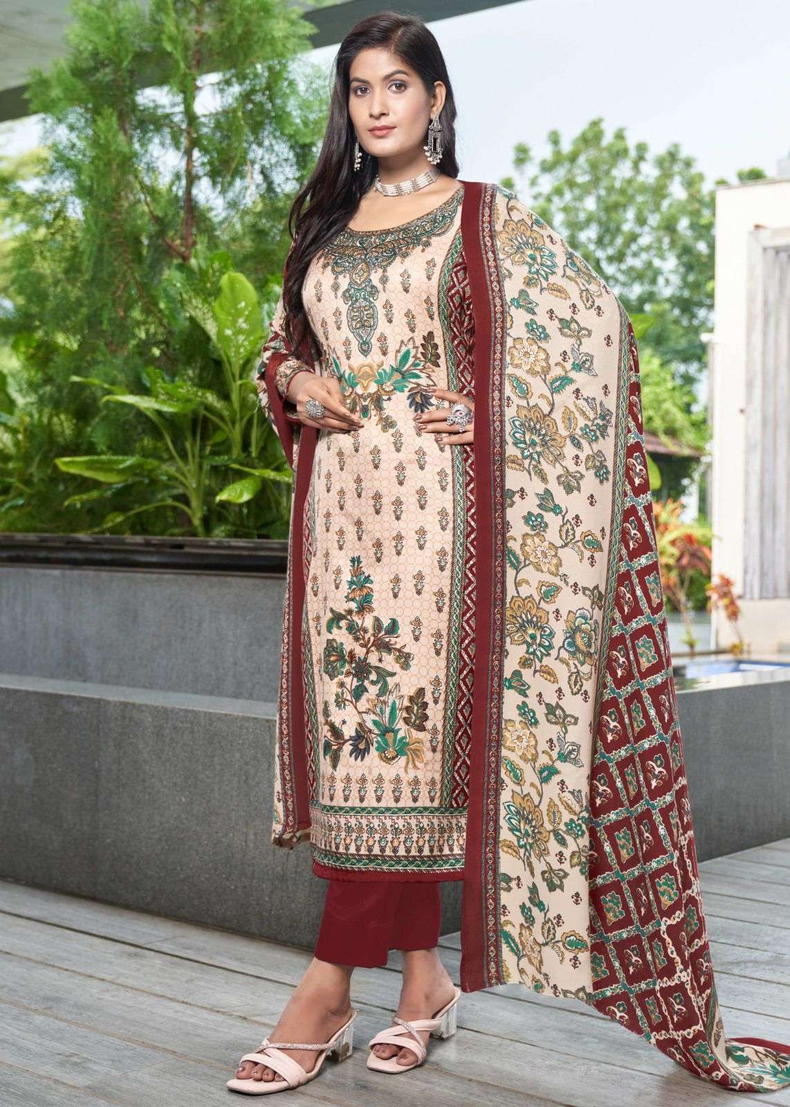 shahin by roli moli creation 1001-1008 series winter special designer pashmina salwar suits catalogue surat 