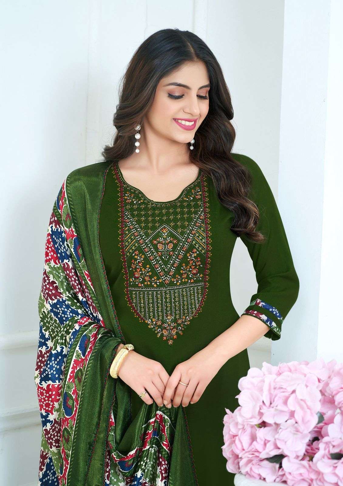 hala nigaar vol 2 designer rayon sulb embroidered salwar kameez wholesale best price catalogue 