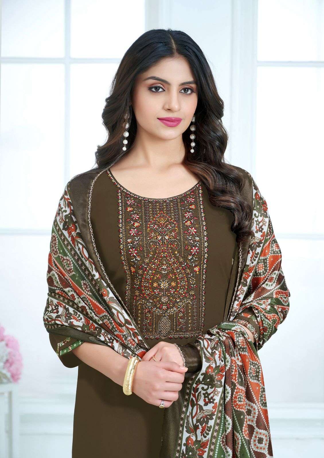 hala nigaar vol 2 designer rayon sulb embroidered salwar kameez wholesale best price catalogue 