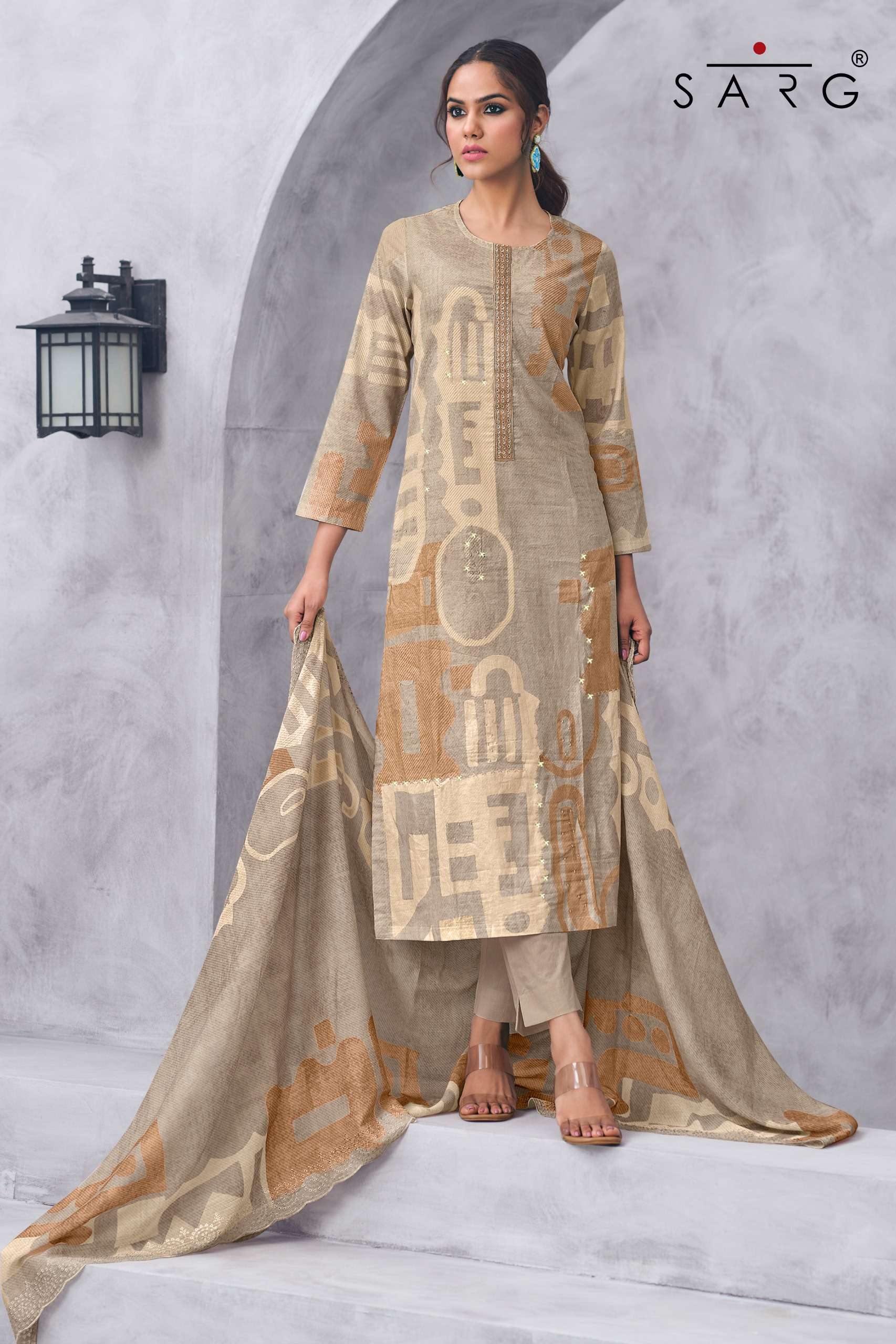 sarg mizna pure cotton lawn digital hand work salwar kameez online shopping wholesalers surat