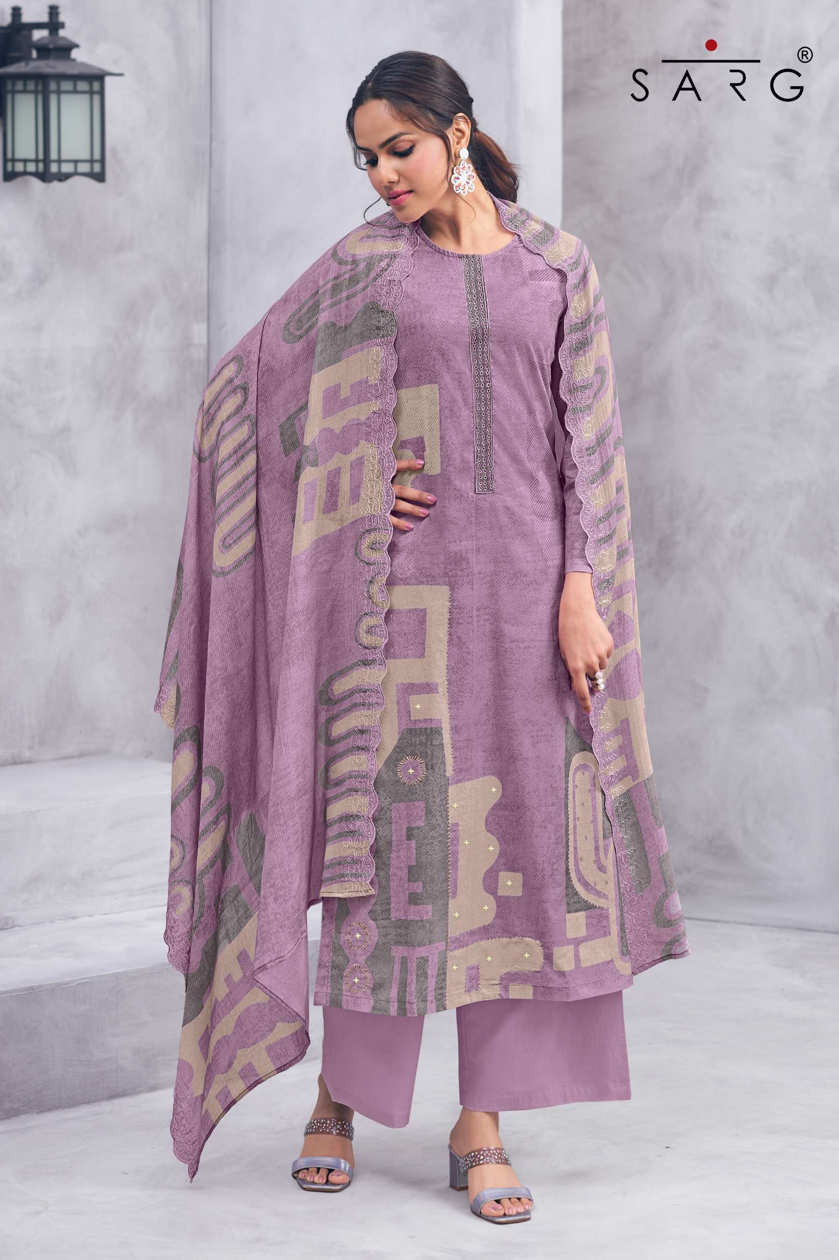 sarg mizna pure cotton lawn digital hand work salwar kameez online shopping wholesalers surat
